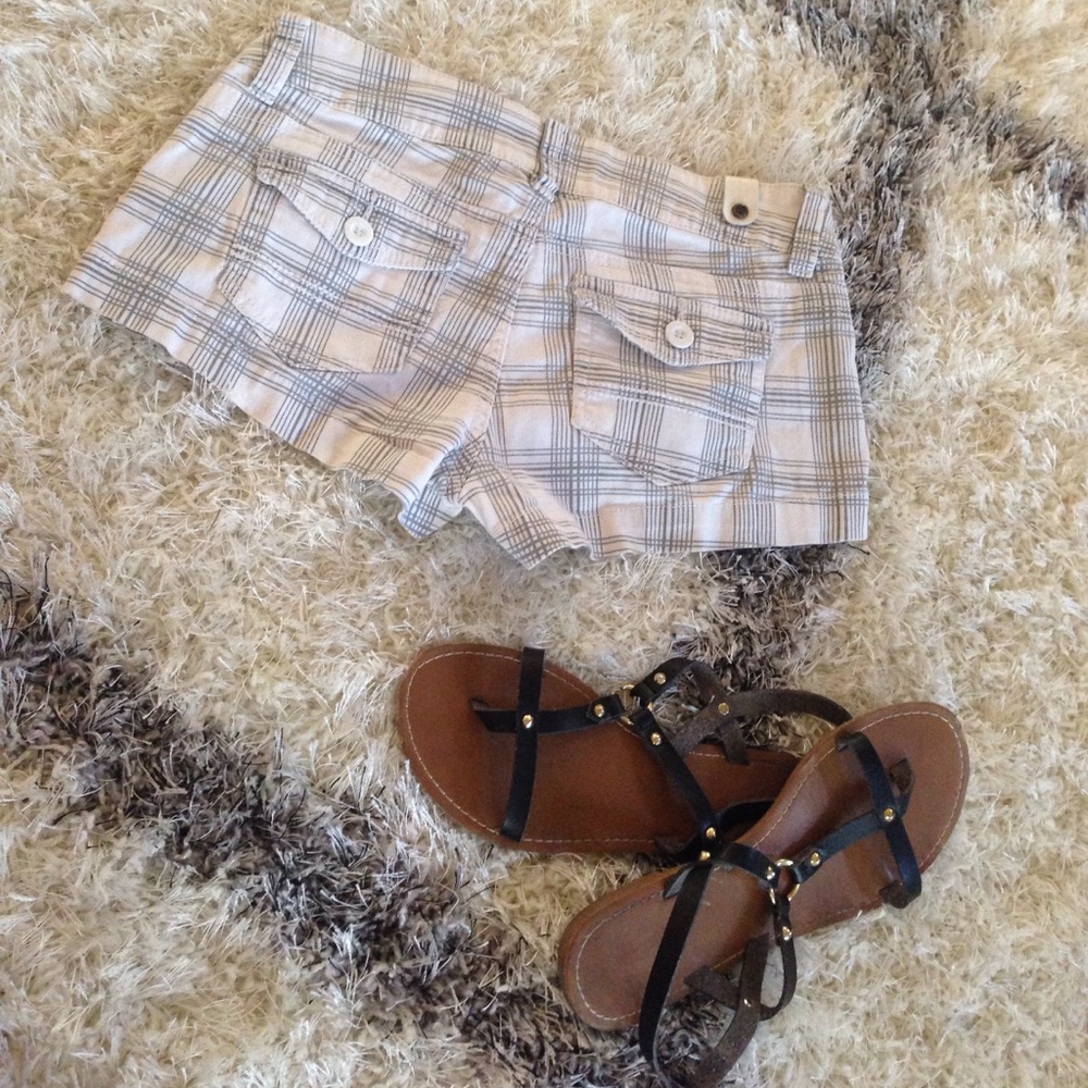- 🔥🔥 SALE Gently used🌞Woman's summer Short shorts